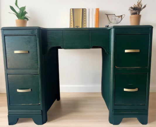 Vanity/Small Desk