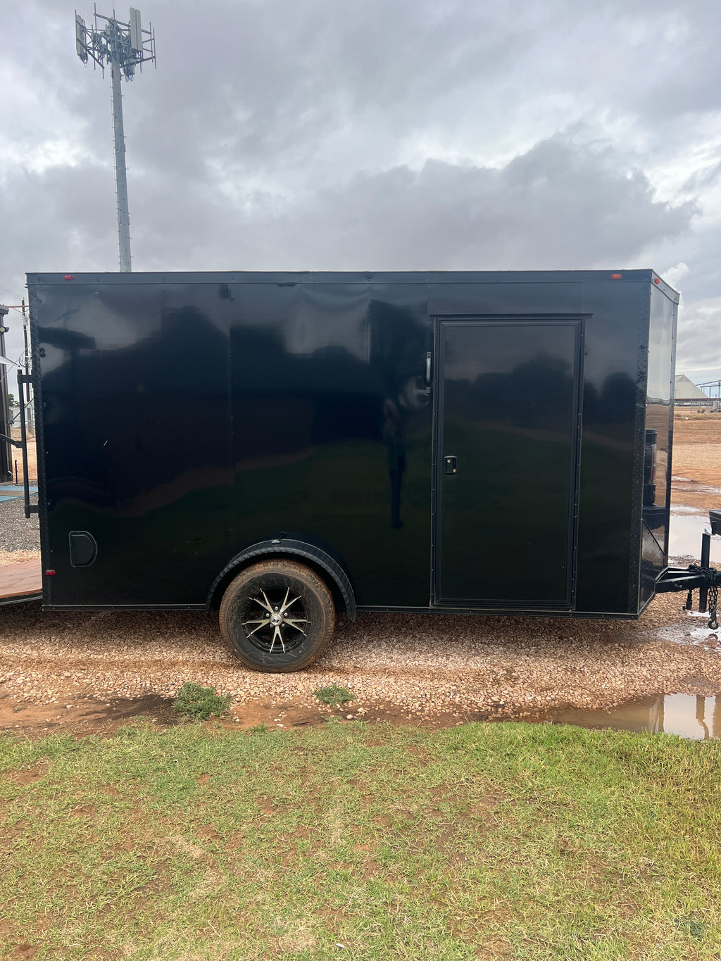 6x12 Enclosed Trailer